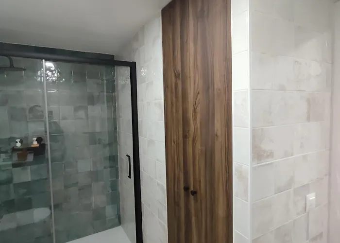 San Miguel Deluxe Ii -