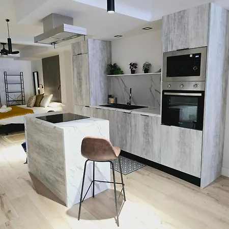 San Miguel Deluxe Ii -